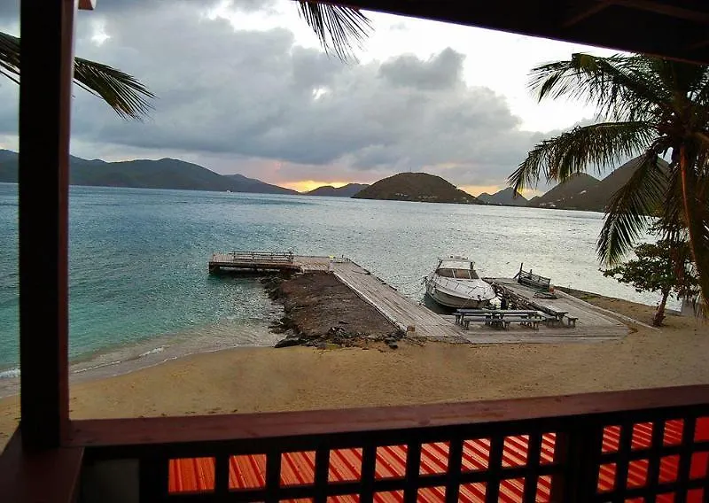 Otel Fort Recovery Beachfront Villa & Suites Freshwater Pond